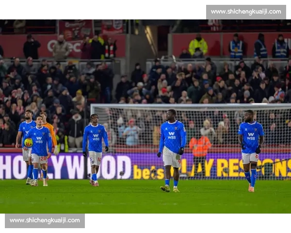 英超焦点战西布朗迎战热刺视频直播全程解析赛前看点阵容走势深度解读